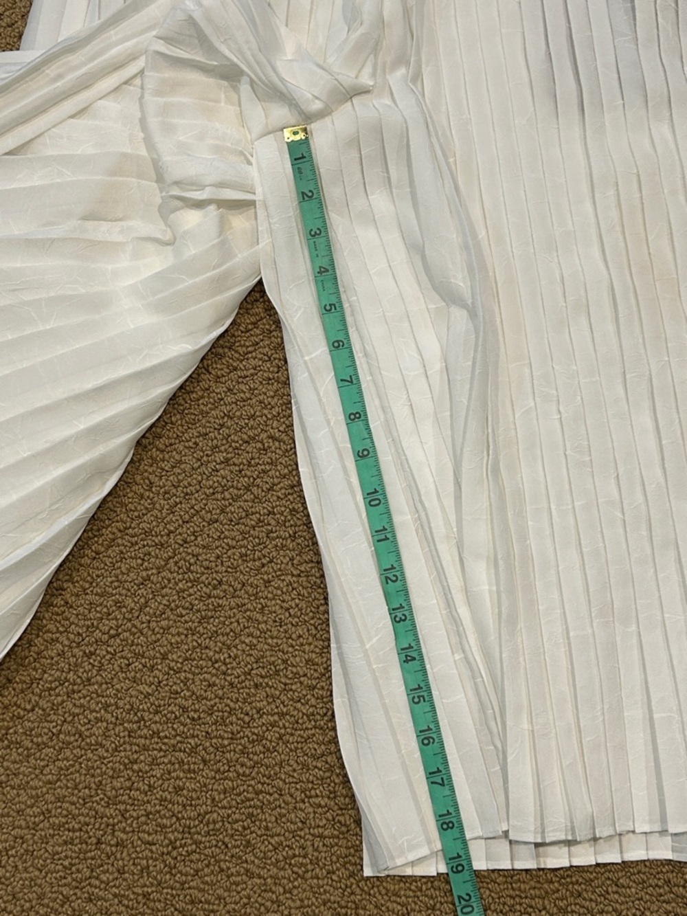 Vince Accordion Pleat Textured Culotte Pants size 6 Ivory Cream - Picture 15 of 16